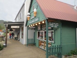 Grand Lake CO Polly's Sweet Shop