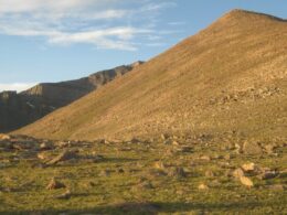 Longs Peak Hiking Colorado