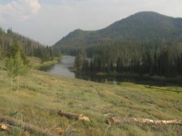 Hahns Peak Lake