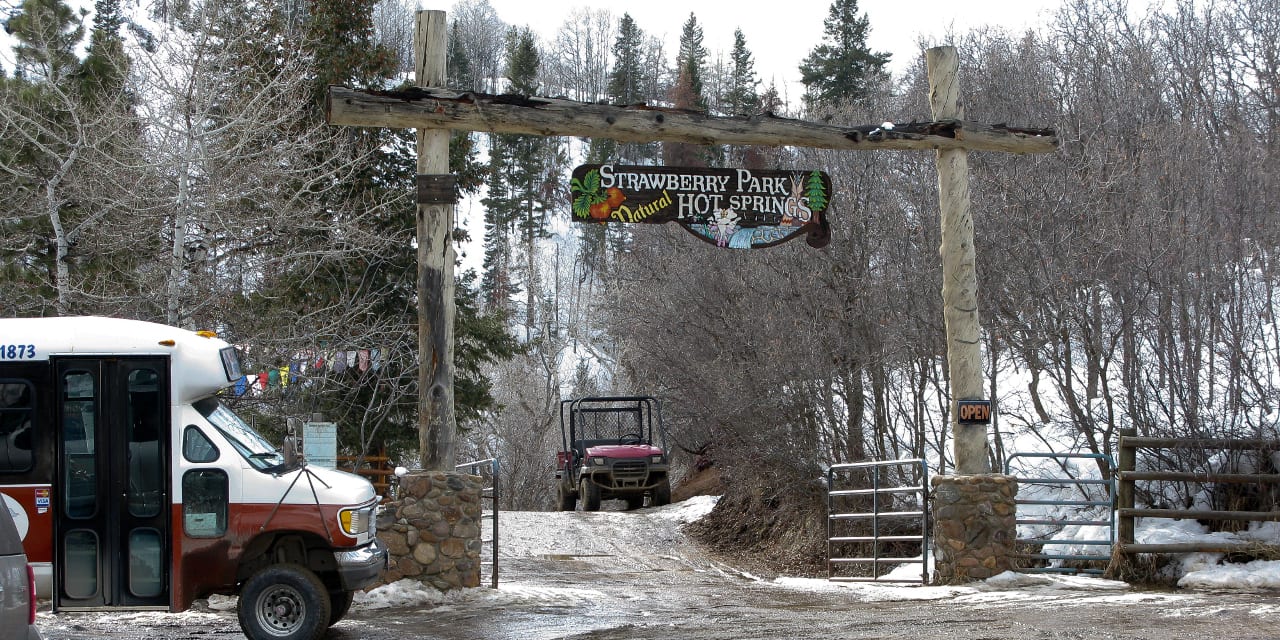 Strawberry Park Hot Springs Entrance