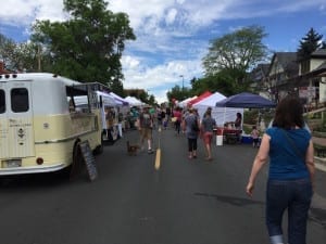 Highland Square Farmers Market Dog