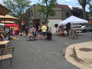 Highland Square Farmers Market Live Music