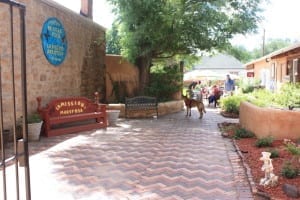 La Veta CO La Mission Mariposa Courtyard