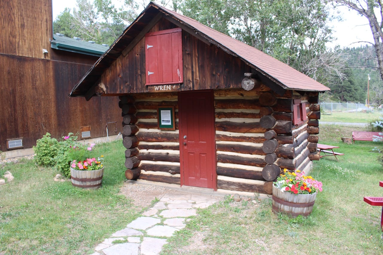 Bailey CO Wren Log Cabin