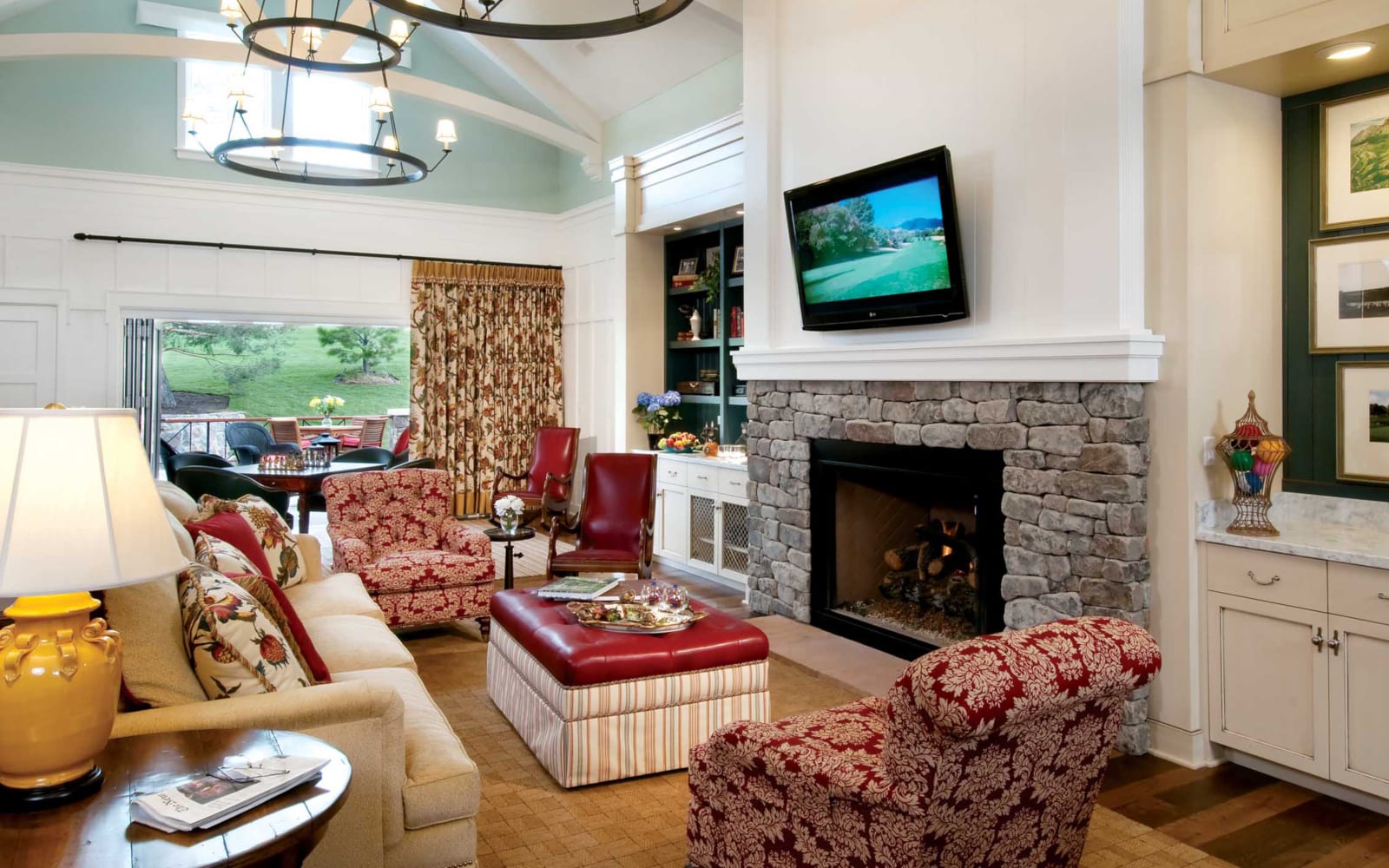 The Broadmoor Cottage Rental Interior Living Room