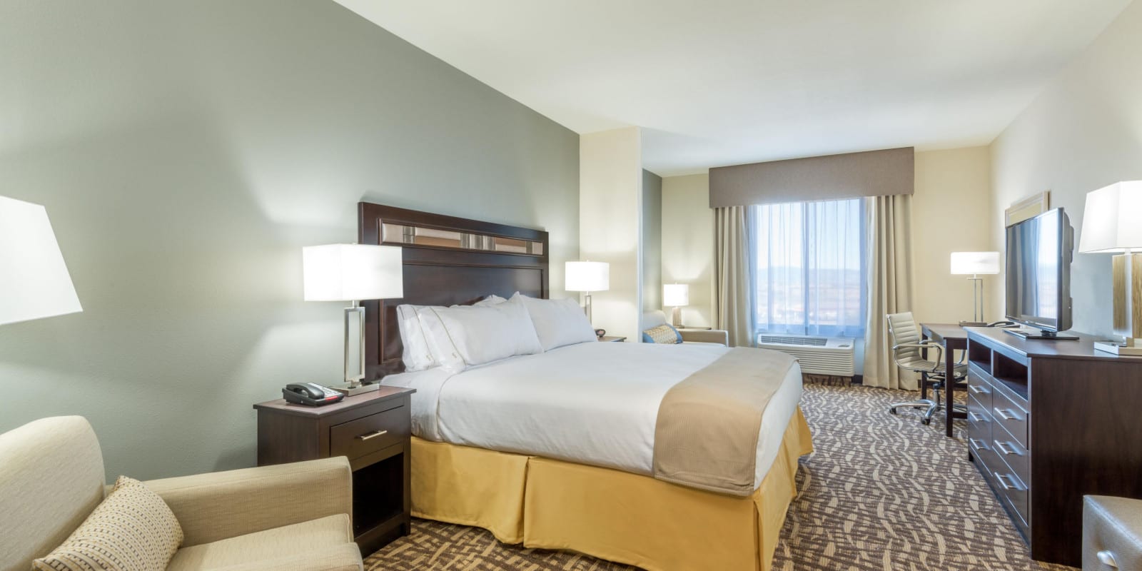 Best Hotel Castle Rock CO Holiday Inn Express Bedroom