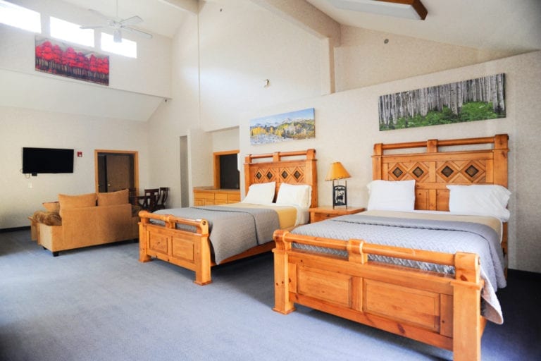 4 Best Hotels in Idaho Springs, Colorado