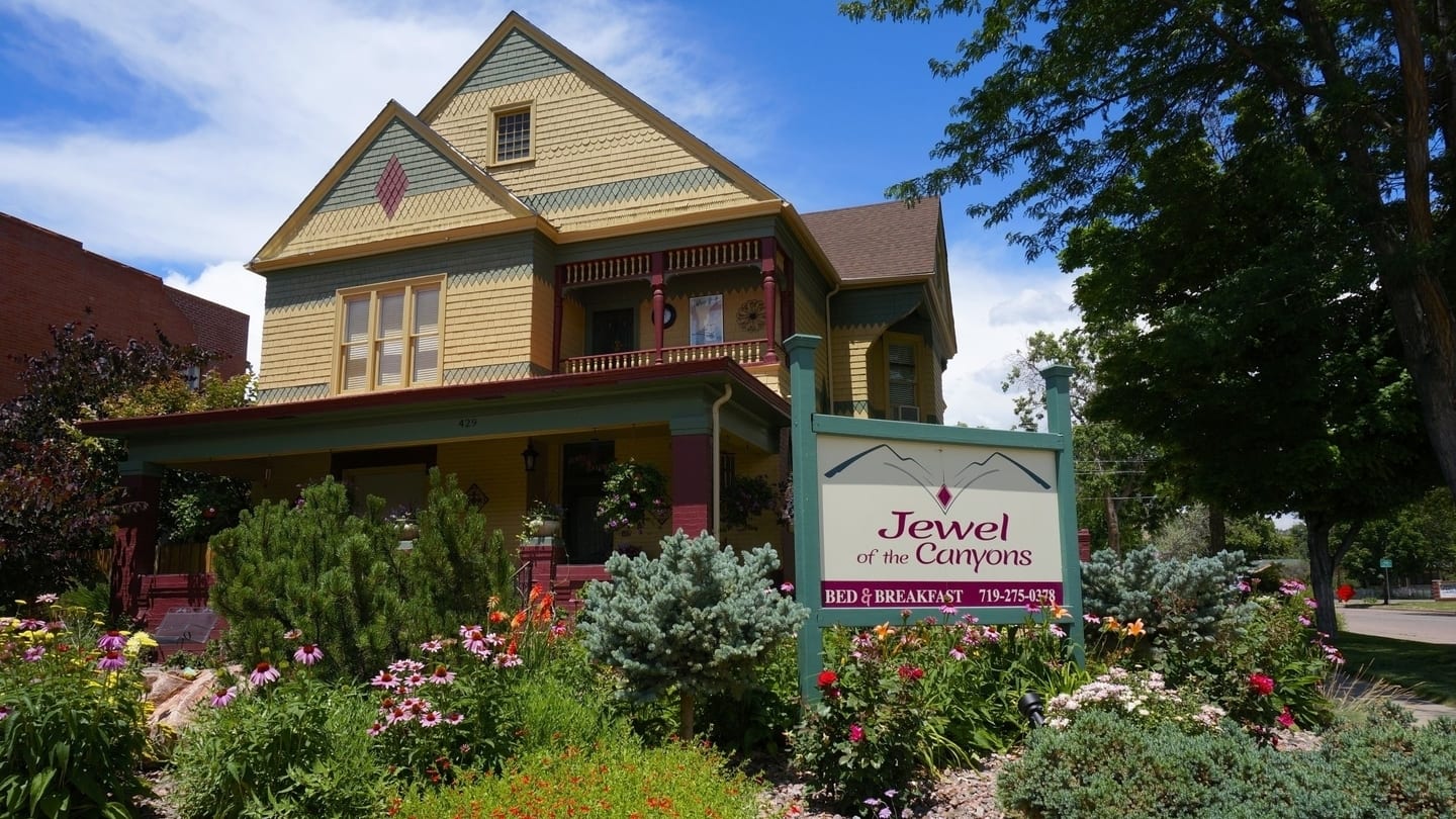 Jewel of the Canyons Bed & Breakfast Cañon City