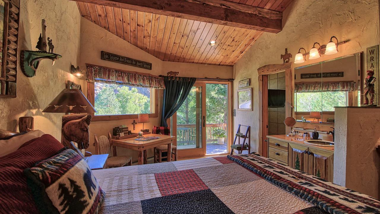 Mountain River Inn Bed and Breakfast Guest Room Buena Vista CO