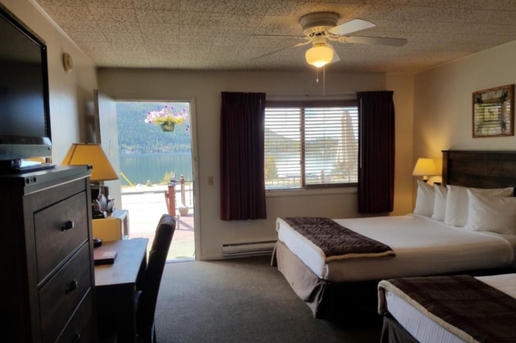 Best Hotels Grand Lake CO Western Riviera Lakeside Lodging Room