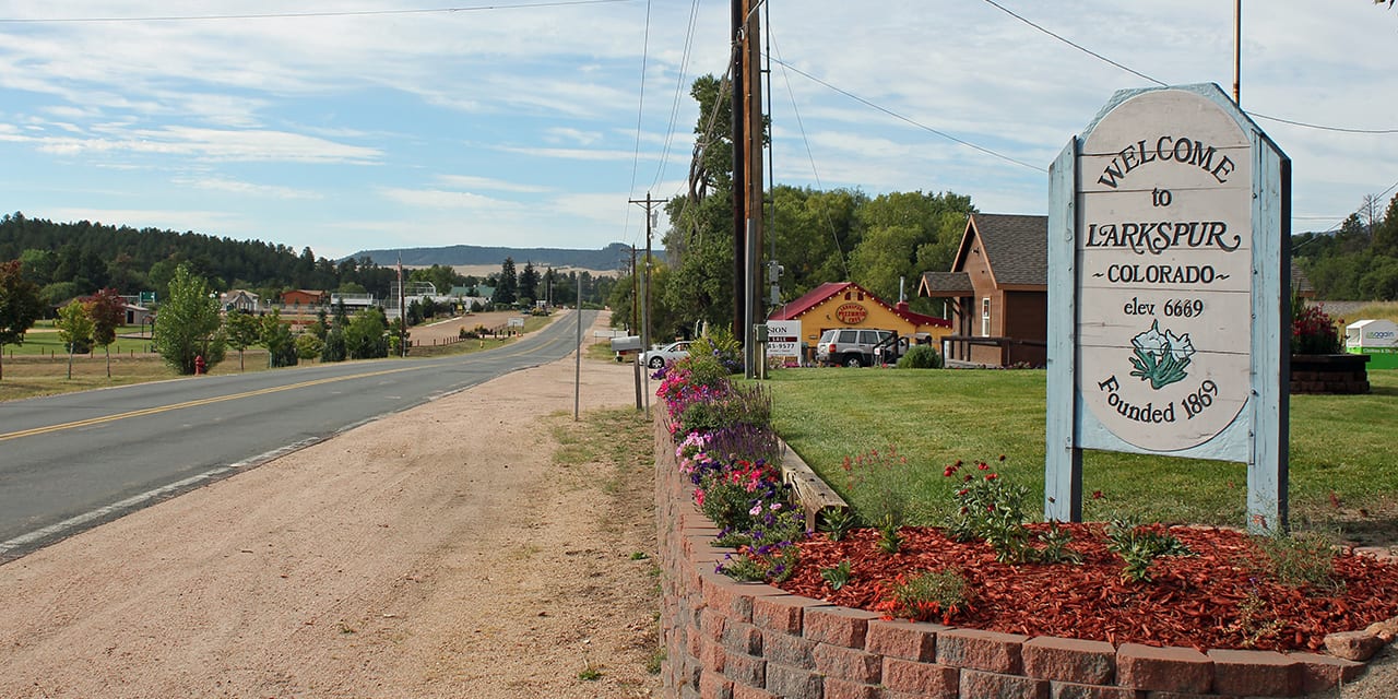 Larkspur Colorado Welcome Sign