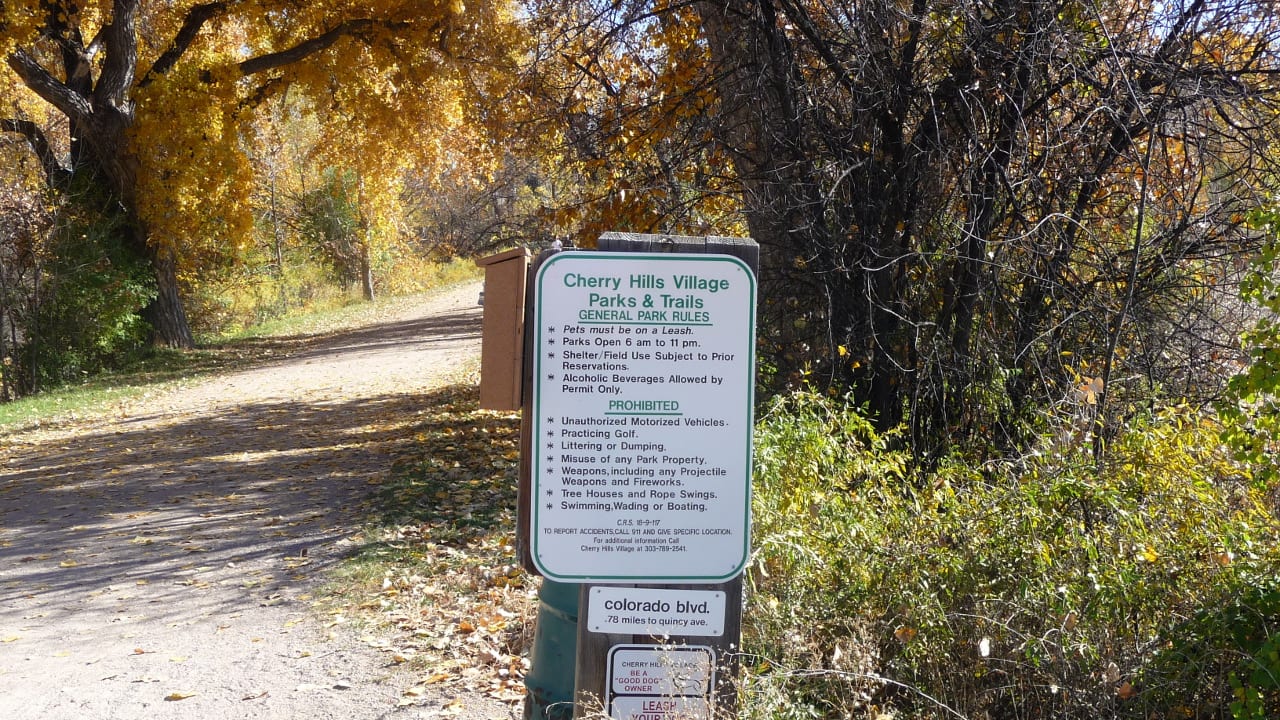 Cherry Hills Village Trailhead