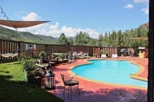 Vail Run Resort Swimming Pool