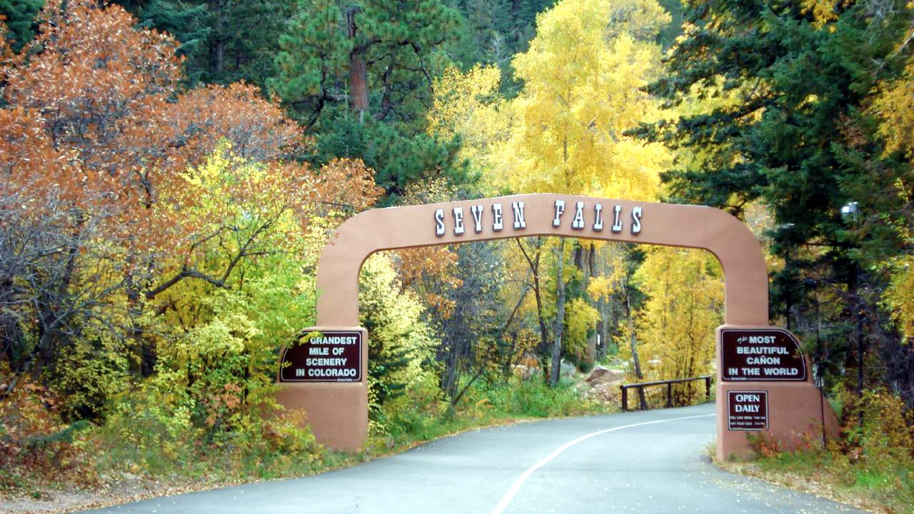 Seven Falls Colorado Springs Entrance