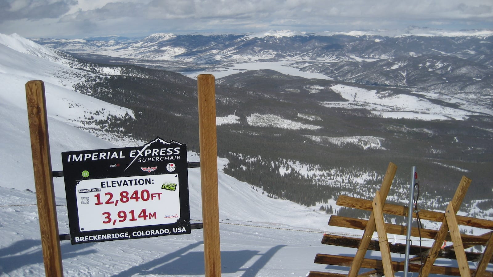 Resor Ski Breckenridge Di Atas Kursi Super Imperial Express