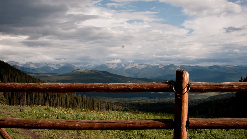 Peter Estin Hut Divisi Gunung 10 Colorado