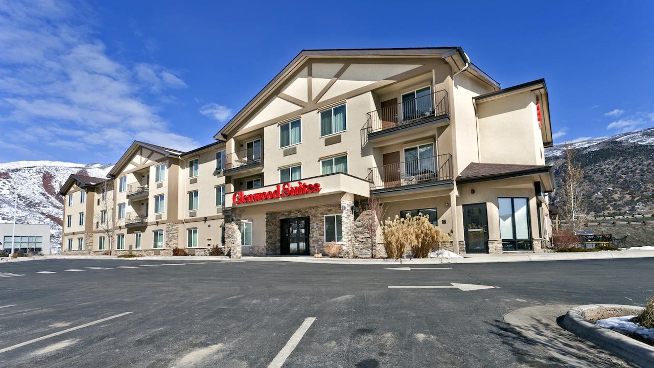 Glenwood Suites Glenwood Springs