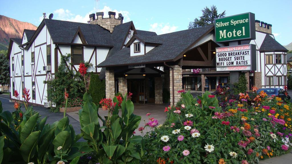 Silver Spruce Lodge Motel Glenwood Springs