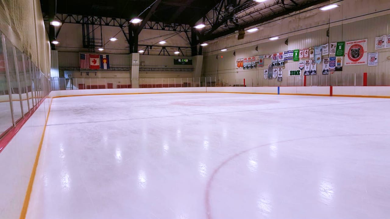 Big Bear Ice Arena – Denver, CO. | Indoor Ice Skating Rink