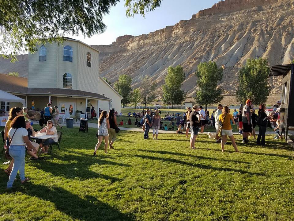 Talon Winery Summer Lawn Party