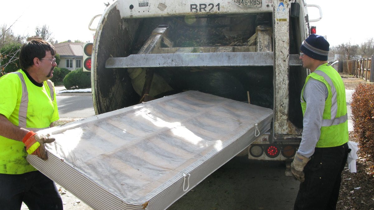 Denver Colorado Large Trash Pickup Bed Boxframe