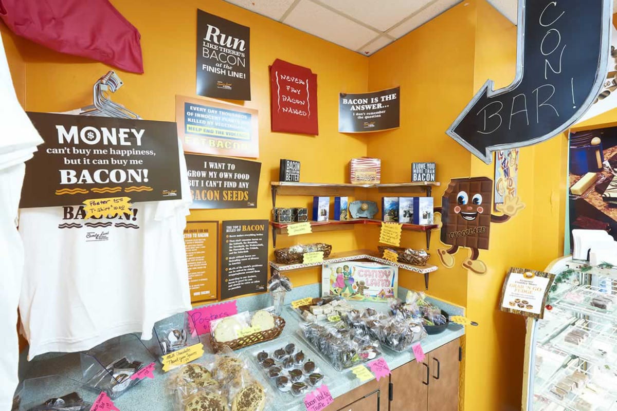 Genesee Candy Land Fudge Factory Golden Store
