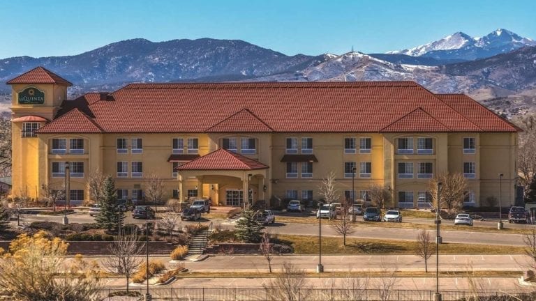 11 Best Hotels in Loveland, Colorado - Uncover Colorado