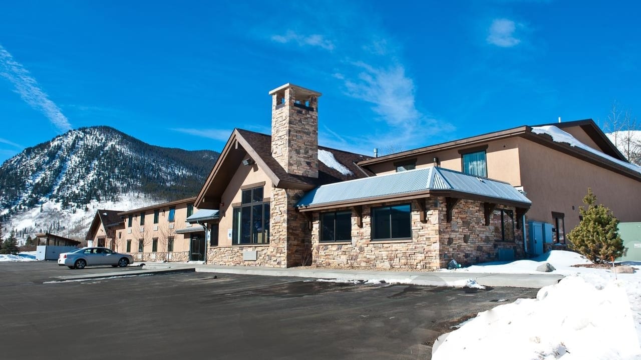 Alpine Inn Frisco