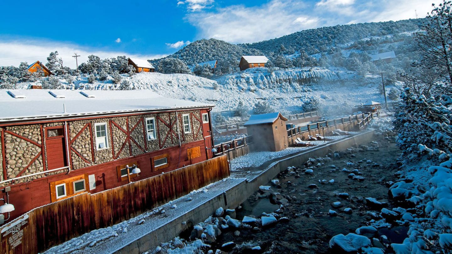 Perjalanan Musim Dingin Colorado Gunung Princeton Hot Springs Chalk Creek