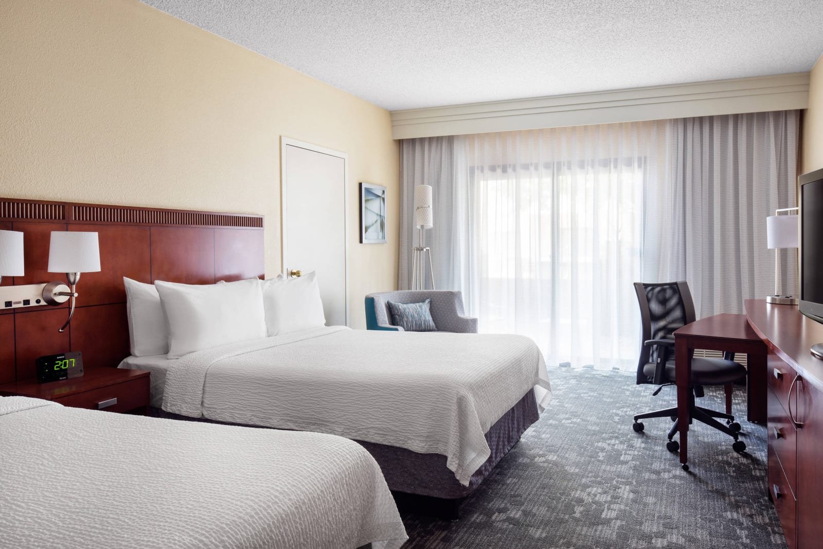 Courtyard by Marriott Denver Stapleton Hotel Room