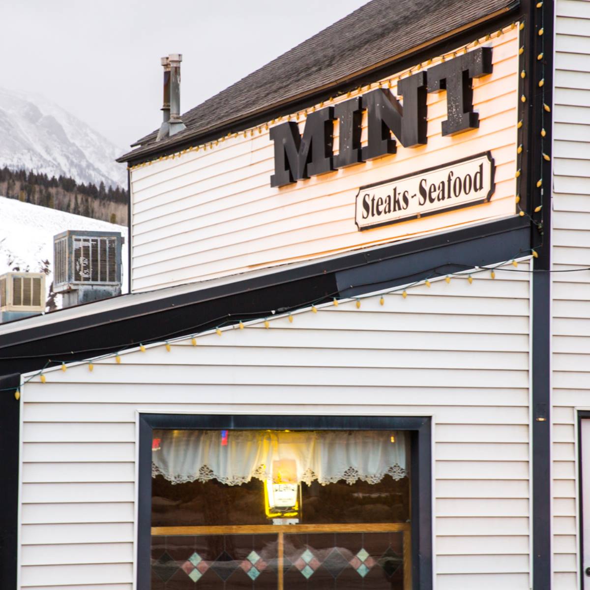 Historic Mint Steakhouse Silverthorne Saloon Bar