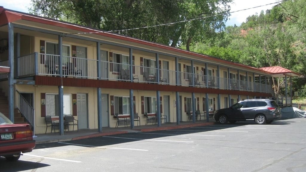 Pikes Peak Inn Manitou Springs