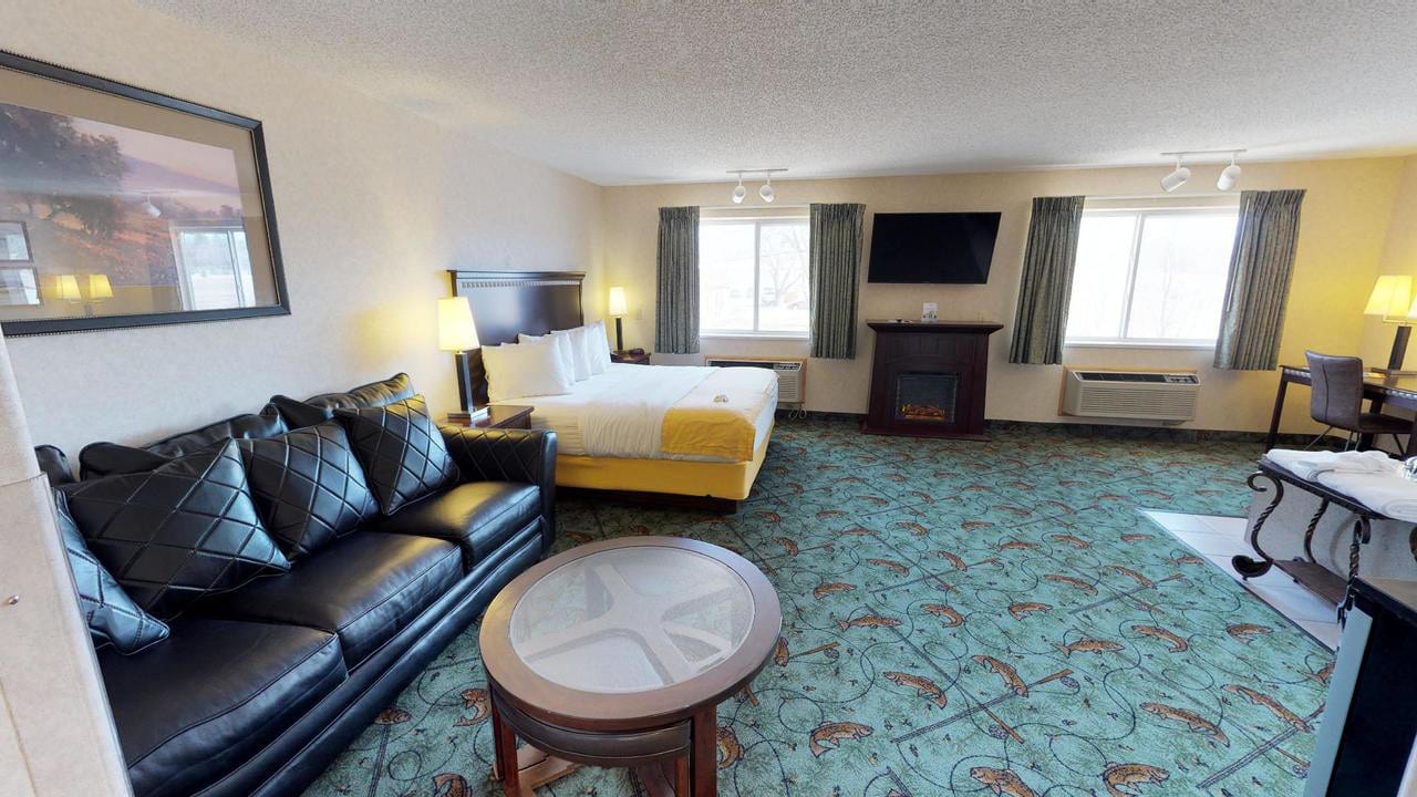 Best Hotels Montrose CO Stay Wise Inn Suite Room