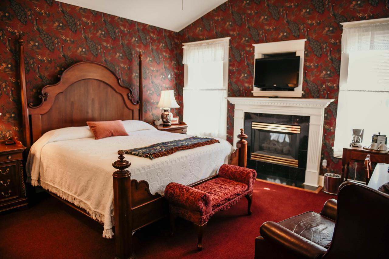 China Clipper Inn, CO