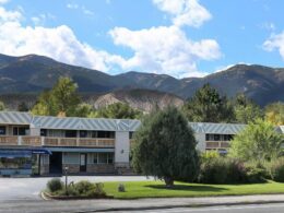 Salida Inn & Monarch Suites, CO