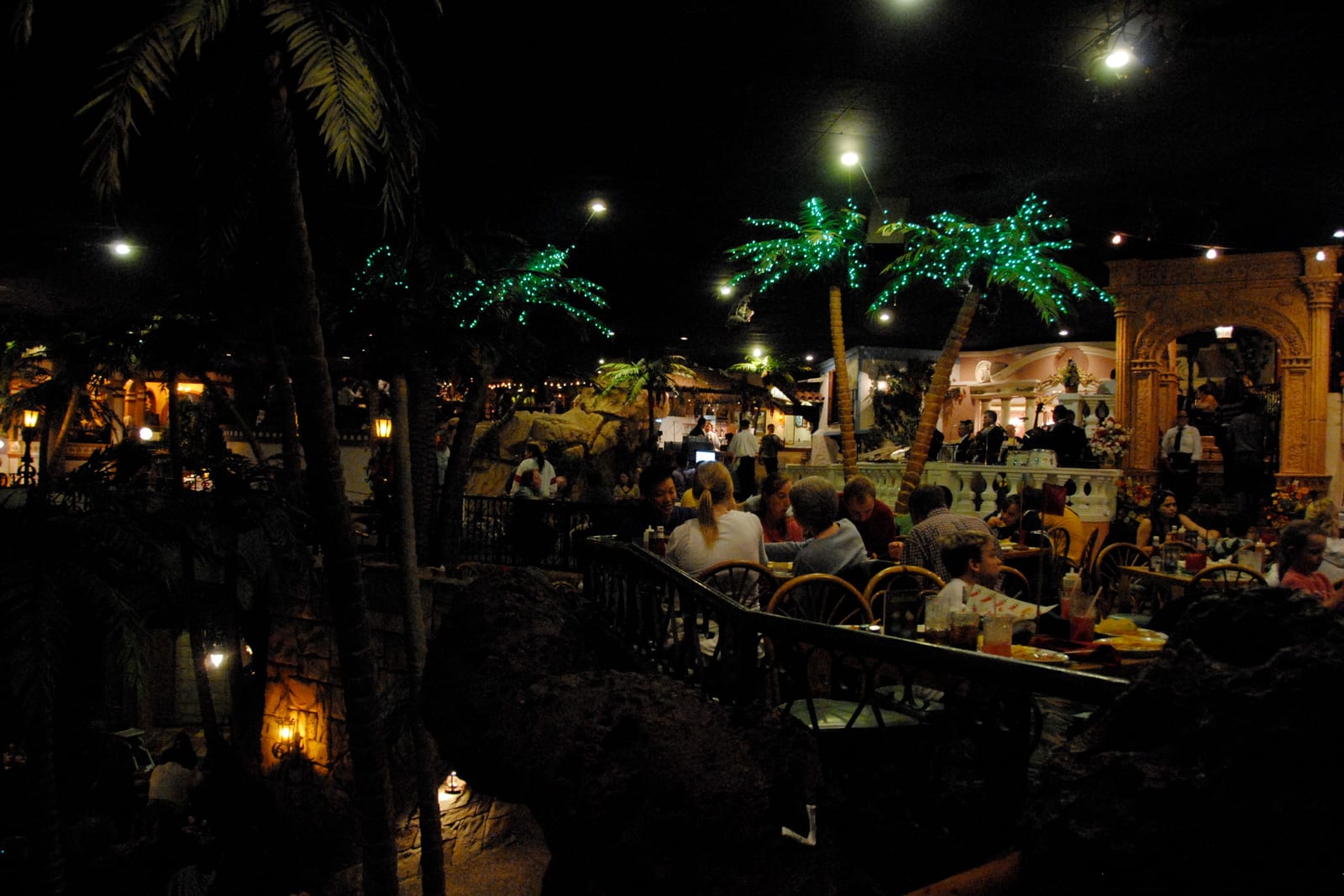 Casa Bonita Lakewood CO Interio