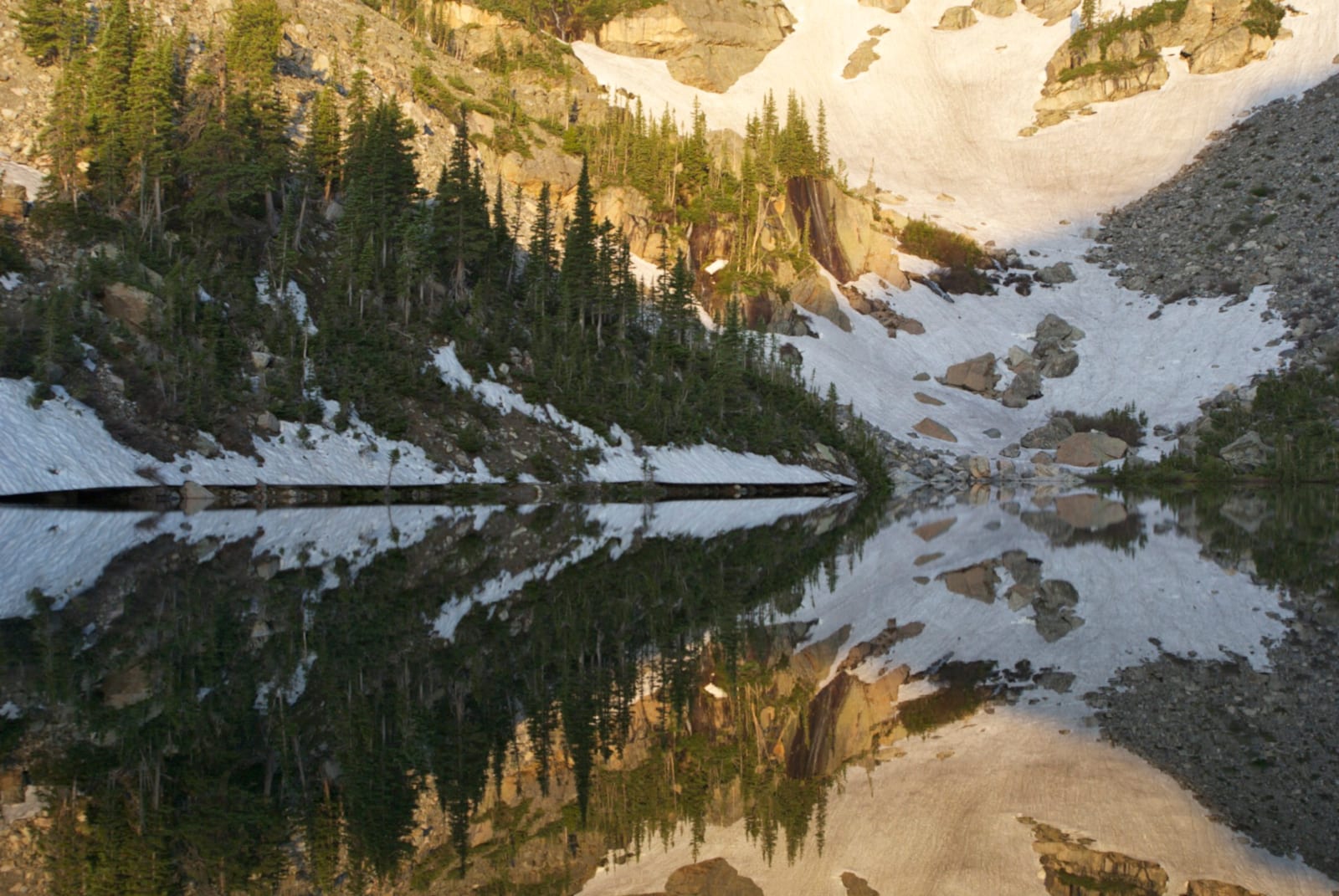 Rocky Mountain National Park Wilderness Lake Reflection