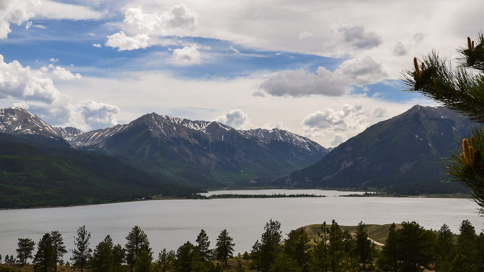 Twin Lakes Reservoir Westward Mountains