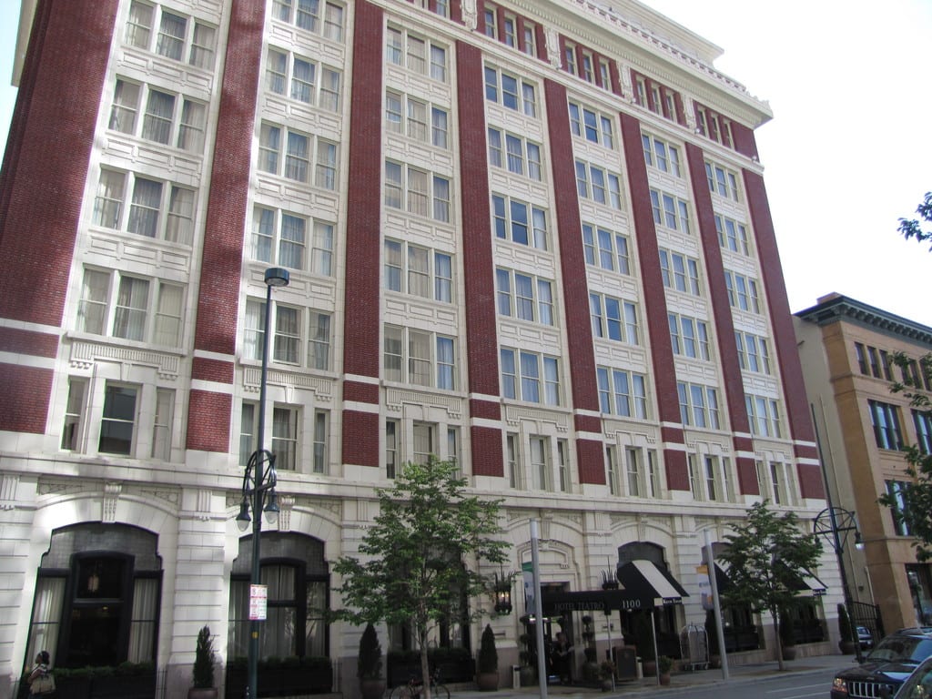 Hotel Teatro.