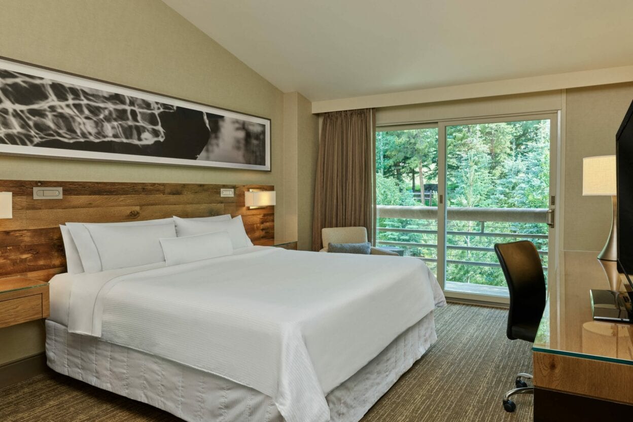7 Luxurious Ski-In/Ski-Out Hotels in Snowmass Village - Uncover Colorado