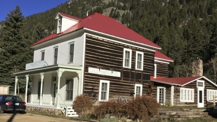 Exterior of the Goldminer Hotel in Nederland