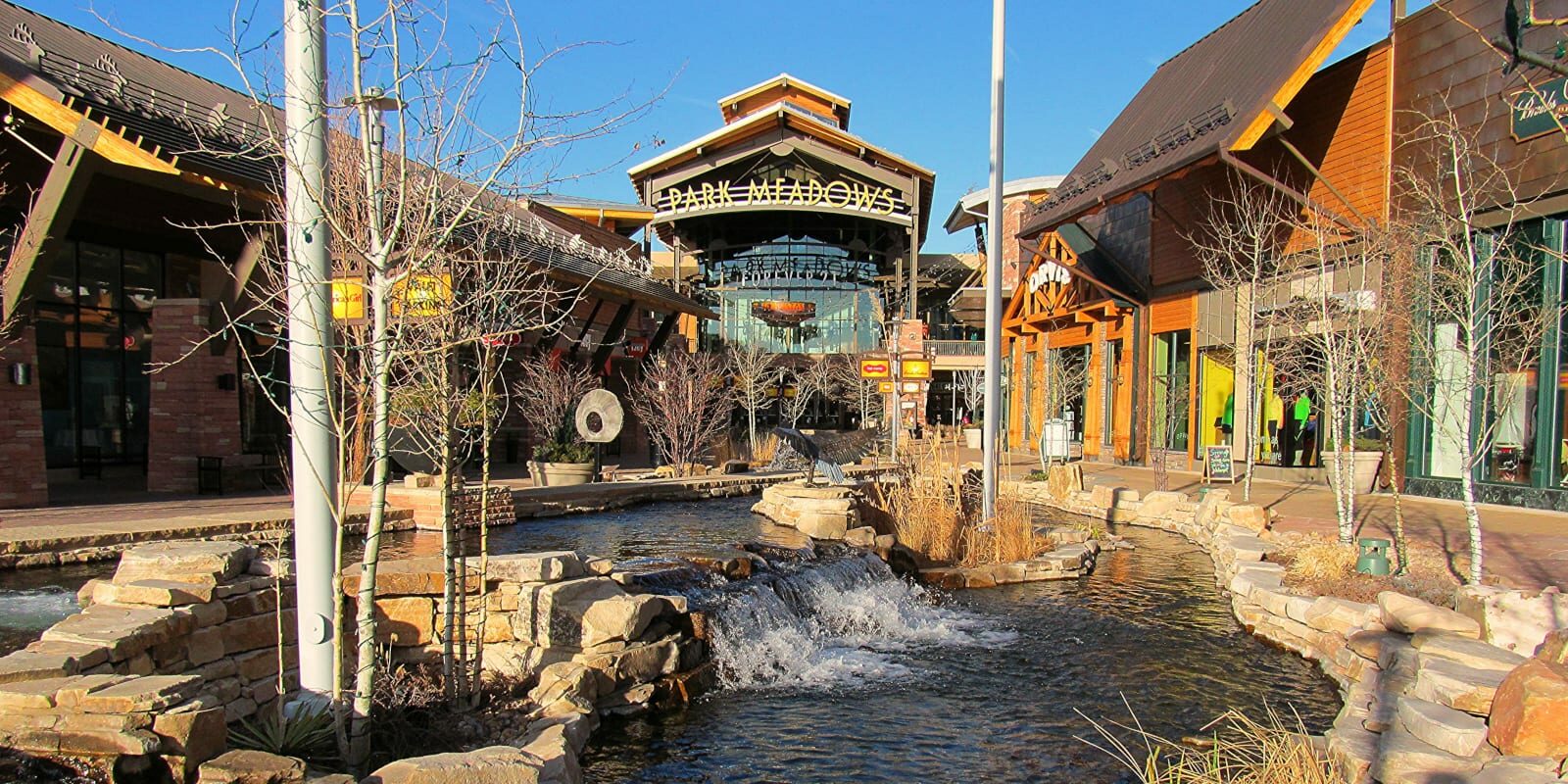 Pictures of Park Meadows Mall at Christmas