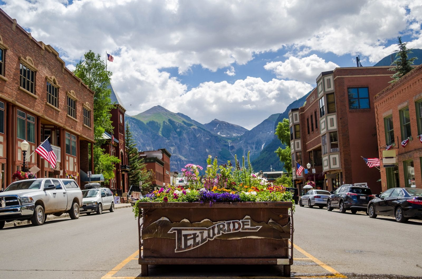 image of town of Telluride