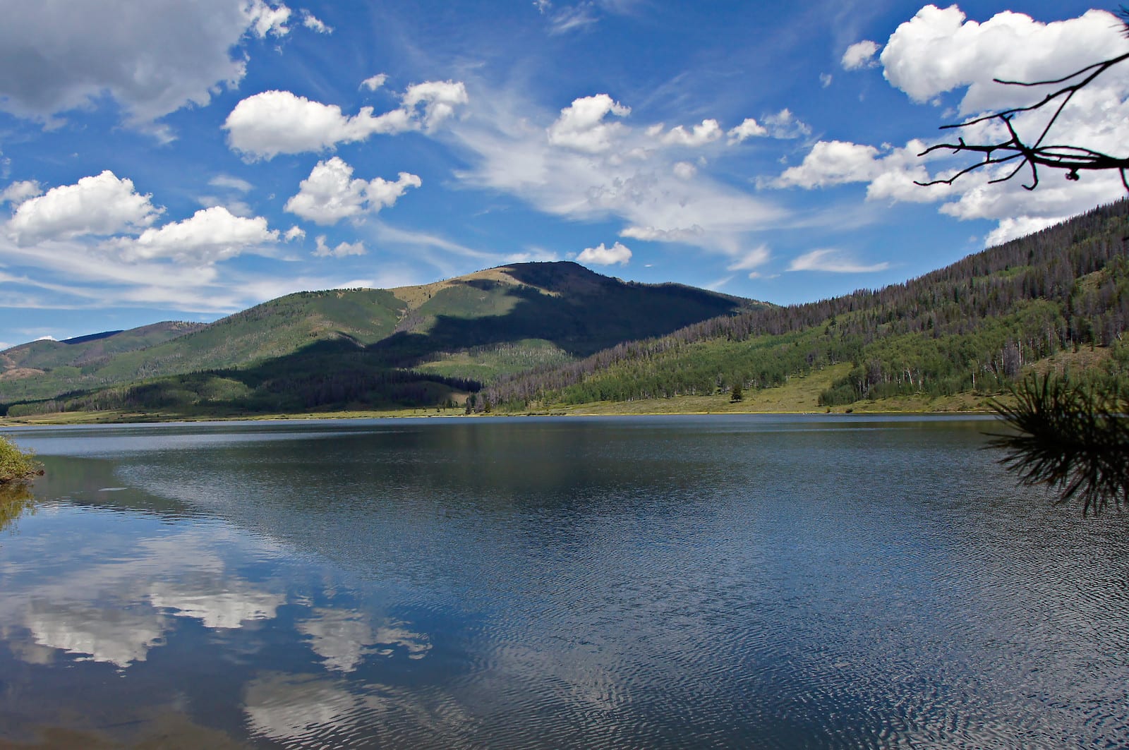 Pearl Lake Mountain Views Clark Colorado