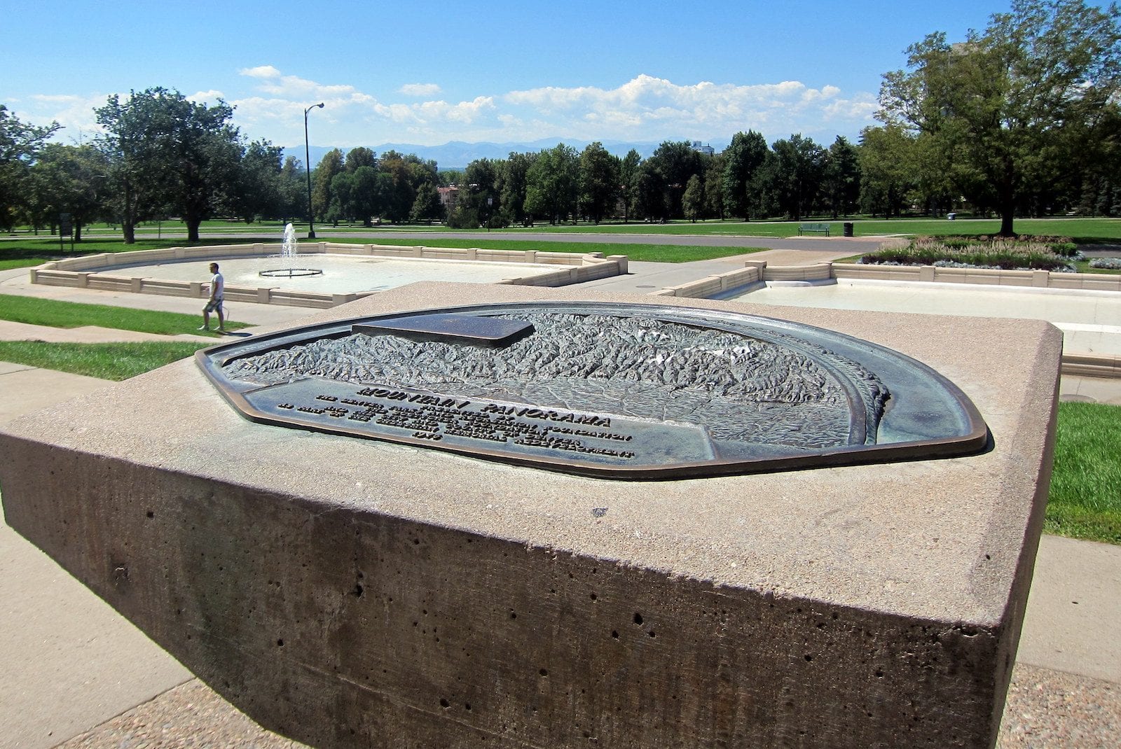 Cheesman Park: Mountain Panorama