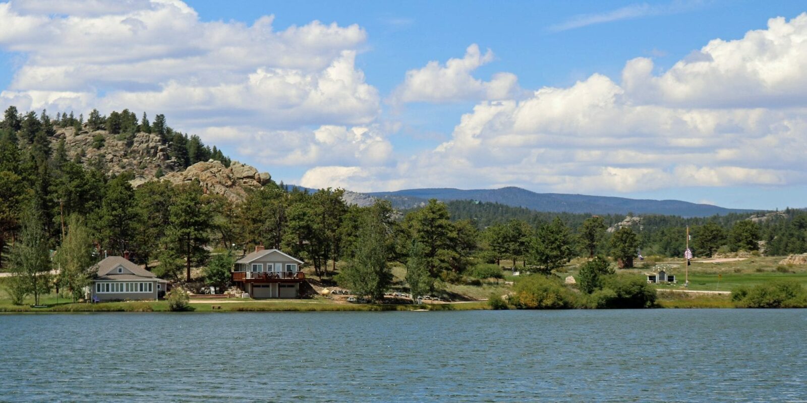 image of red feathers lake