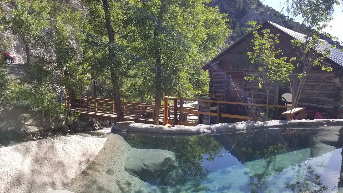 Merrifield Homestead Cabins and Hot Springs Buena Vista