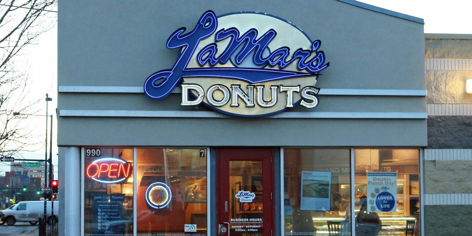 image of lamar's donuts denver