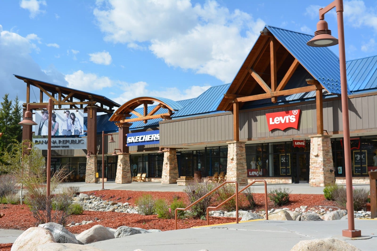 Outlets at Silverthorne , CO