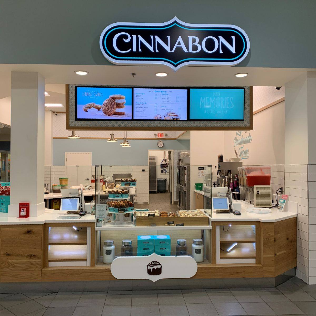 Cinnabon at Town Center at Aurora, CO